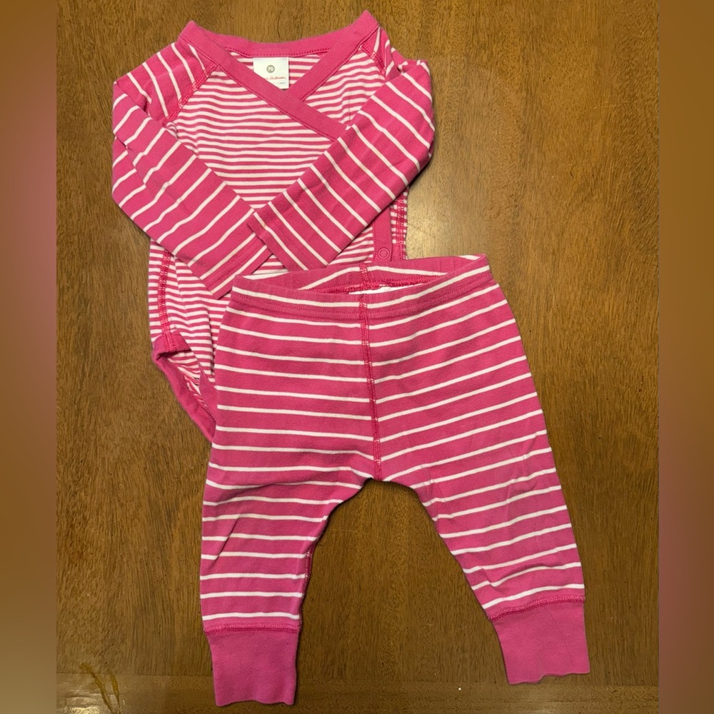 Hanna Andersson Organic Cotton Wiggle Set Bundle - Purple & Pink - Picture 2 of 7
